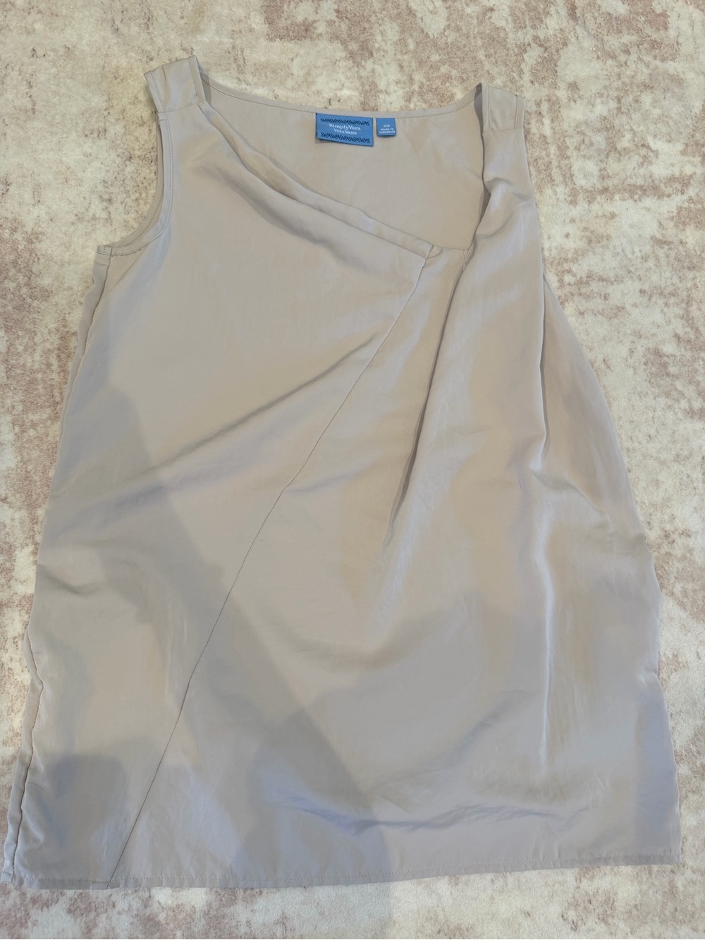 Simply Vera Vera Wang Women’s XS Taupe Draped Sleeveless Blouse